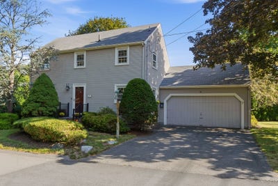 /international/us/250-e-lothrop-street-beverly-ma-110110303592/