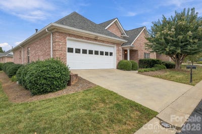 /international/us/3131-9th-street-drive-ne-hickory-nc-110120556661/