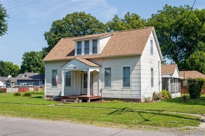 /international/us/203-w-alton-street-marine-il-110100515626/
