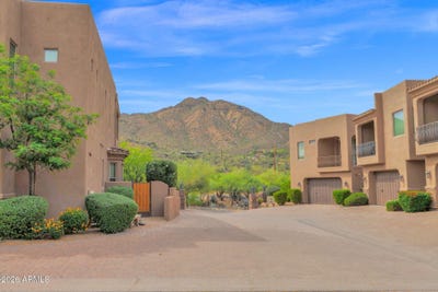 /international/us/6434-e-military-road-cave-creek-az-110108125383/