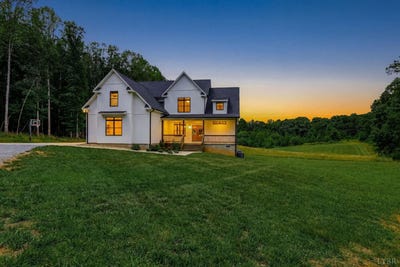 /international/us/1826-austin-mill-road-evington-va-110108875932/