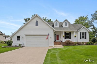 /international/us/417-142nd-avenue-holland-mi-110120412265/