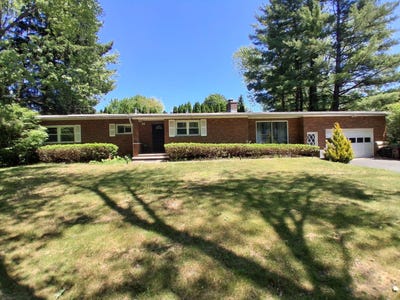 /international/us/10-murray-drive-glenmont-ny-110108655490/