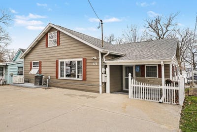 /international/us/771-beechwood-drive-delton-mi-110107038180/