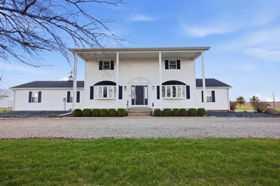 /international/us/1189-county-road-200-e-seymour-il-110106735074/