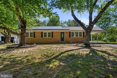 /international/us/5032-gallant-green-road-waldorf-md-110107693096/