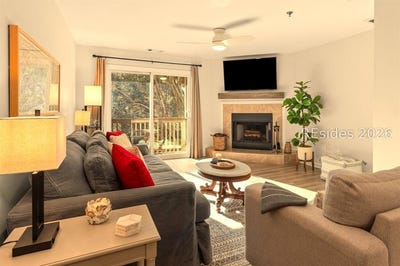 /international/us/50-yacht-cove-drive-hilton-head-island-sc-110105642046/
