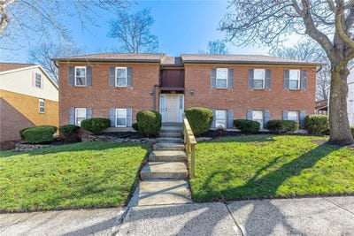 /international/us/1330-black-forest-drive-west-carrollton-oh-110106552416/