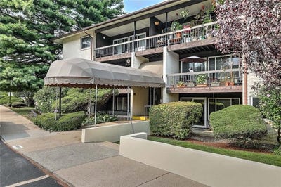 /international/us/400-narragansett-parkway-warwick-ri-110101430455/