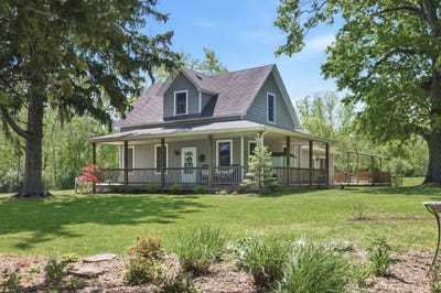 /international/us/7780-w-east-road-three-oaks-mi-110108844360/