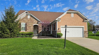 /international/us/7226-dursley-court-solon-oh-110107540983/