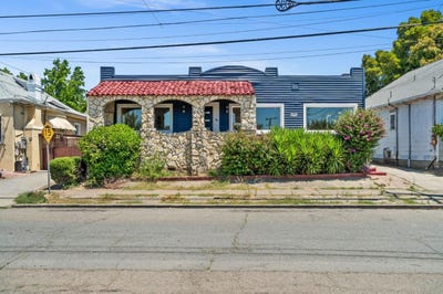 /international/us/2926-e-22nd-st-oakland-ca-110107408033/