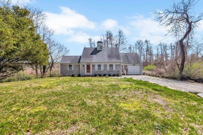 /international/us/55-south-street-east-dennis-ma-110107441132/