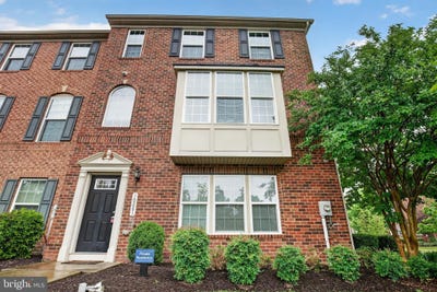 /international/us/10881-finsbury-alley-waldorf-md-110108266178/