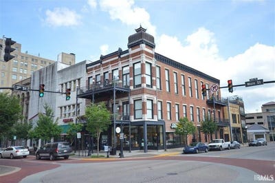 /international/us/301-main-street-evansville-in-110106539548/