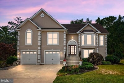 /international/us/302-forest-avenue-colonial-beach-va-110109001111/