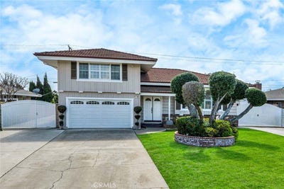 /international/us/17552-eddy-drive-north-tustin-ca-110098129321/