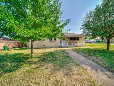 /international/us/4700-nadine-drive-haltom-city-tx-110101473736/