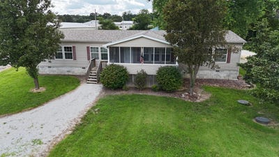 /international/us/22054-co-rd-244-wheatland-mo-110099123180/
