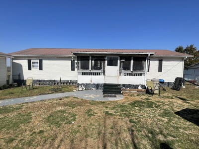 /international/us/110-slate-branch-spur-somerset-ky-110098306294/