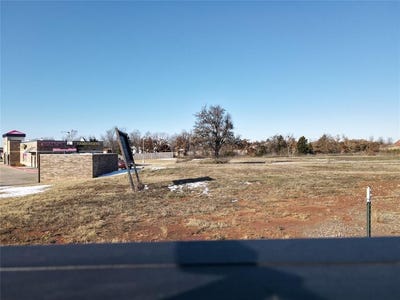 /international/us/oak-drive-1-27-acres-blanchard-ok-110104198435/
