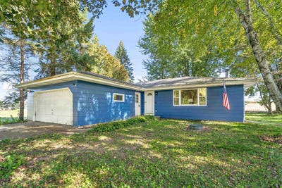 /international/us/8430-county-road-m-larsen-wi-110120513764/