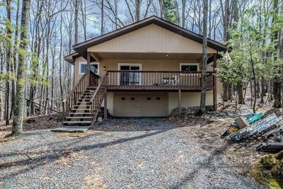 /international/us/102-n-hickory-lane-beech-mountain-nc-110107014885/