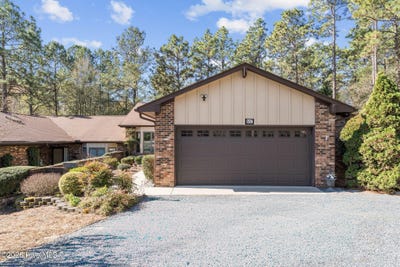 /international/us/660-redwood-drive-southern-pines-nc-110106800474/