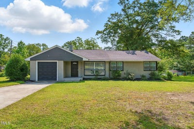 /international/us/492-n-dunn-street-angier-nc-110099980674/