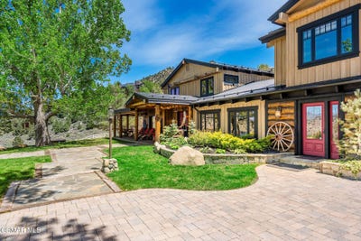 /international/us/716-aspen-springs-ranch-road-mammoth-lakes-ca-110105801489/