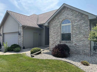 /international/us/3092-gaslight-court-bay-city-mi-110109586741/