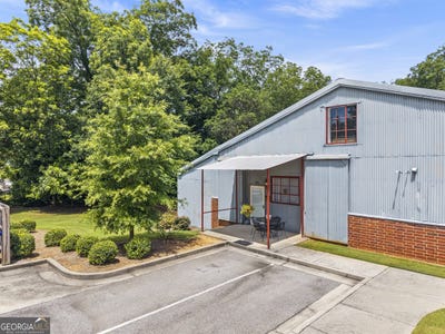 /international/us/370-park-madison-ga-110100726882/
