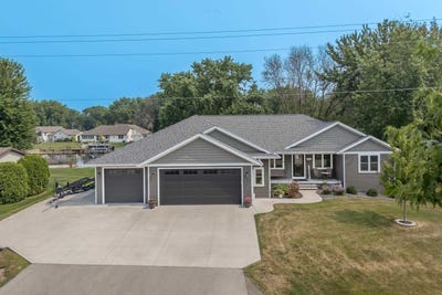 /international/us/155-washington-street-winneconne-wi-110101396590/?lang=en