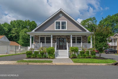/international/us/35-mercer-avenue-port-monmouth-nj-110100820159/