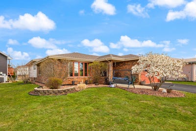 /international/us/16439-morgan-lane-orland-hills-il-110098954868/