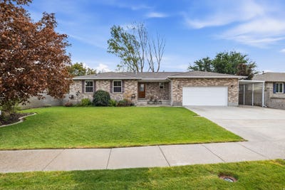 /international/us/9477-s-kirkside-dr-w-south-jordan-ut-110110270561/