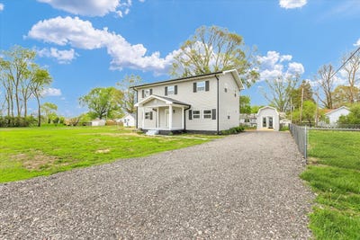 /international/us/503-allison-street-catlin-il-110107691962/