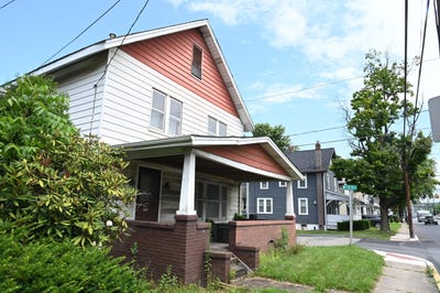 /international/us/595-n-courtland-street-east-stroudsburg-pa-110100749323/
