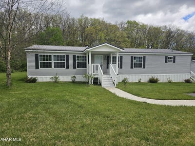 /international/us/278-cambridge-drive-duncansville-pa-110108119392/