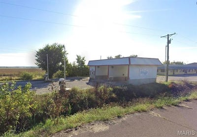 /international/us/470-n-main-street-elsberry-mo-110098053594/
