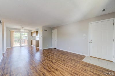 /international/us/2200-willott-road-st-peters-mo-110108152496/