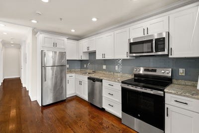 /international/us/39-w-walnut-street-boston-ma-110106568523/