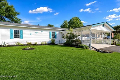 /international/us/324-cypress-avenue-holly-ridge-nc-110108268492/