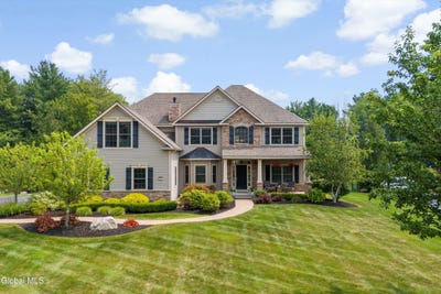 /international/us/57-tipperary-way-clifton-park-ny-110101541528/?lang=de