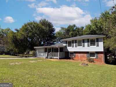 /international/us/5807-cobbrook-drive-ellenwood-ga-110120119898/