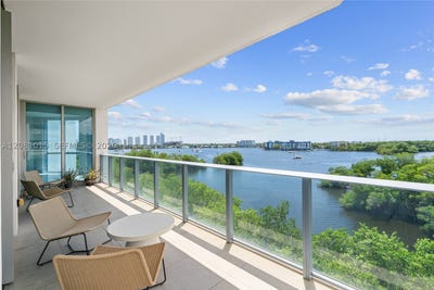 /international/us/17111-biscayne-blvd-north-miami-beach-fl-110119761166/