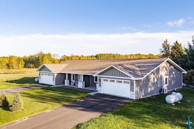 /international/us/4444-e-moose-horn-dr-moose-lake-mn-110120157907/