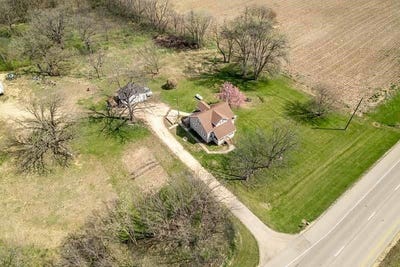 /international/us/16905-w-state-road-pecatonica-il-110104307730/
