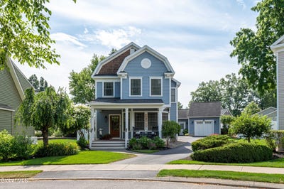 /international/us/3-daggs-lane-saratoga-springs-ny-110100976991/