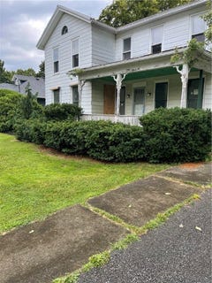 /international/us/34-linden-street-livonia-ny-110101367703/